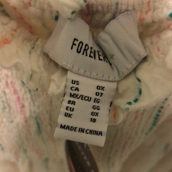 Romper - Picture 2 of 3